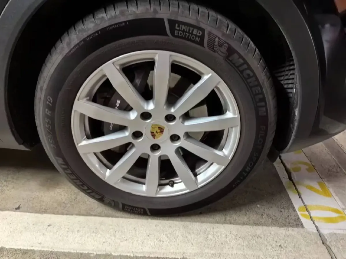 2018 Porsche Cayenne 3.0T 340HP V6 8AT,autocango,china used car exporter,china ev exporter,chinese used car exporter,chinese used ev exporter