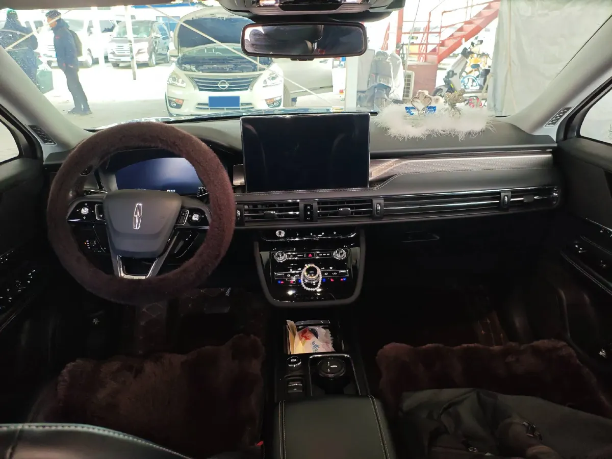 2022 Lincoln Corsair 2.0T 245HP L4 8AT,autocango,china used car exporter,china ev exporter,chinese used car exporter,chinese used ev exporter