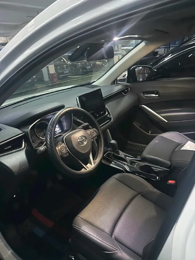 2022 Toyota Frontlander 2.0L 171HP L4 CVT,autocango,china used car exporter,china ev exporter,chinese used car exporter,chinese used ev exporter