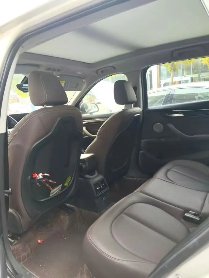 2022 BMW X1 2.0T 192HP L4 7DCT,autocango,china used car exporter,china ev exporter,chinese used car exporter,chinese used ev exporter