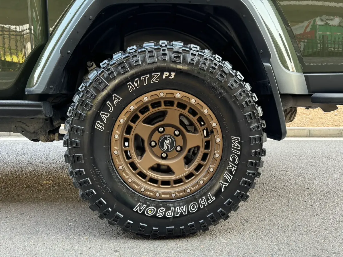 2022 Jeep Gladiator 3.6L 284HP V6 8AT,autocango,china used car exporter,china ev exporter,chinese used car exporter,chinese used ev exporter