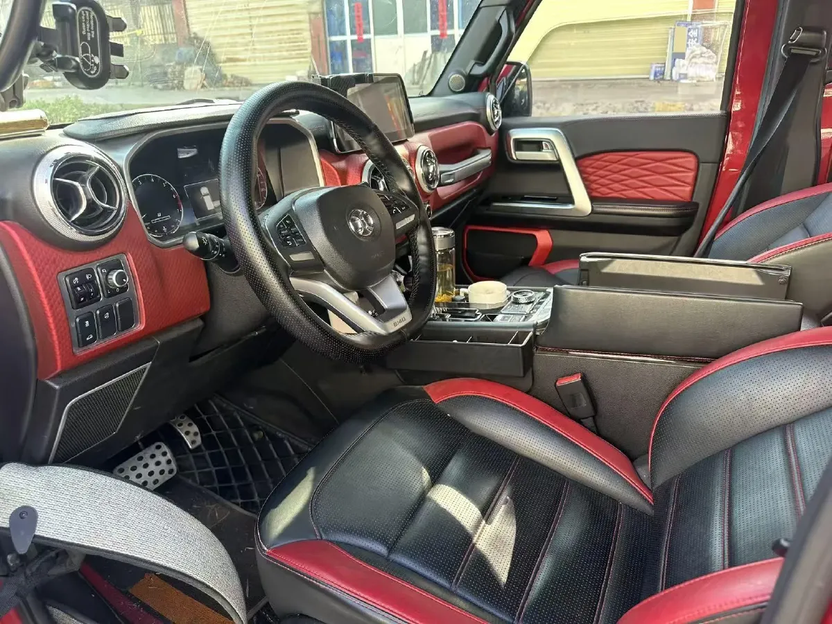 2019 Beijing BJ40 2.0T 218HP L4 6AT,autocango,china used car exporter,china ev exporter,chinese used car exporter,chinese used ev exporter