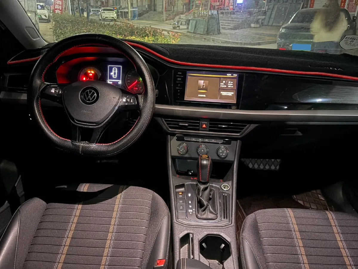 2019 Volkswagen Lavida 1.5L 116HP L4 6AT,autocango,china used car exporter,china ev exporter,chinese used car exporter,chinese used ev exporter