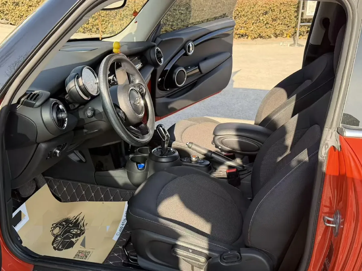 2019 MINI MINI 1.5T 102HP L3 7DCT,autocango,china used car exporter,china ev exporter,chinese used car exporter,chinese used ev exporter