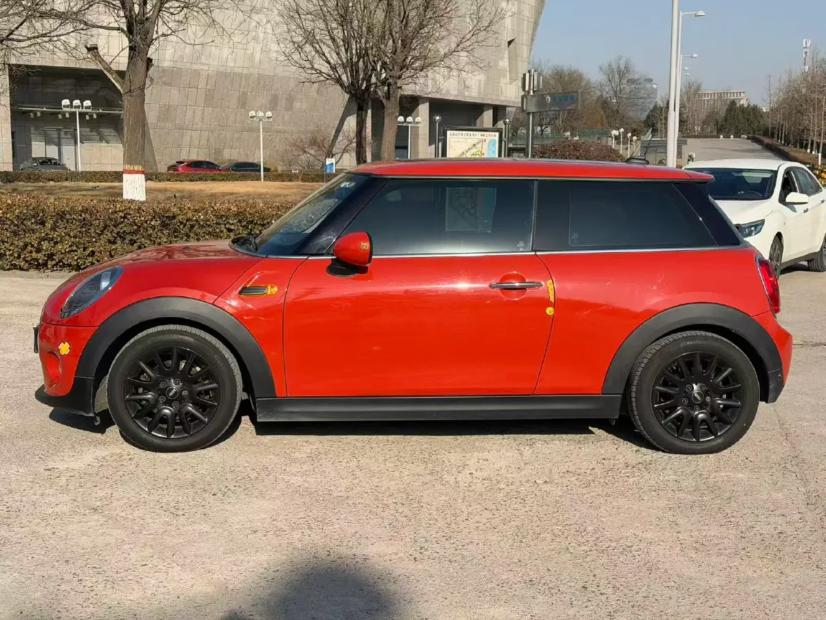 2019 MINI MINI 1.5T 102HP L3 7DCT,autocango,china used car exporter,china ev exporter,chinese used car exporter,chinese used ev exporter