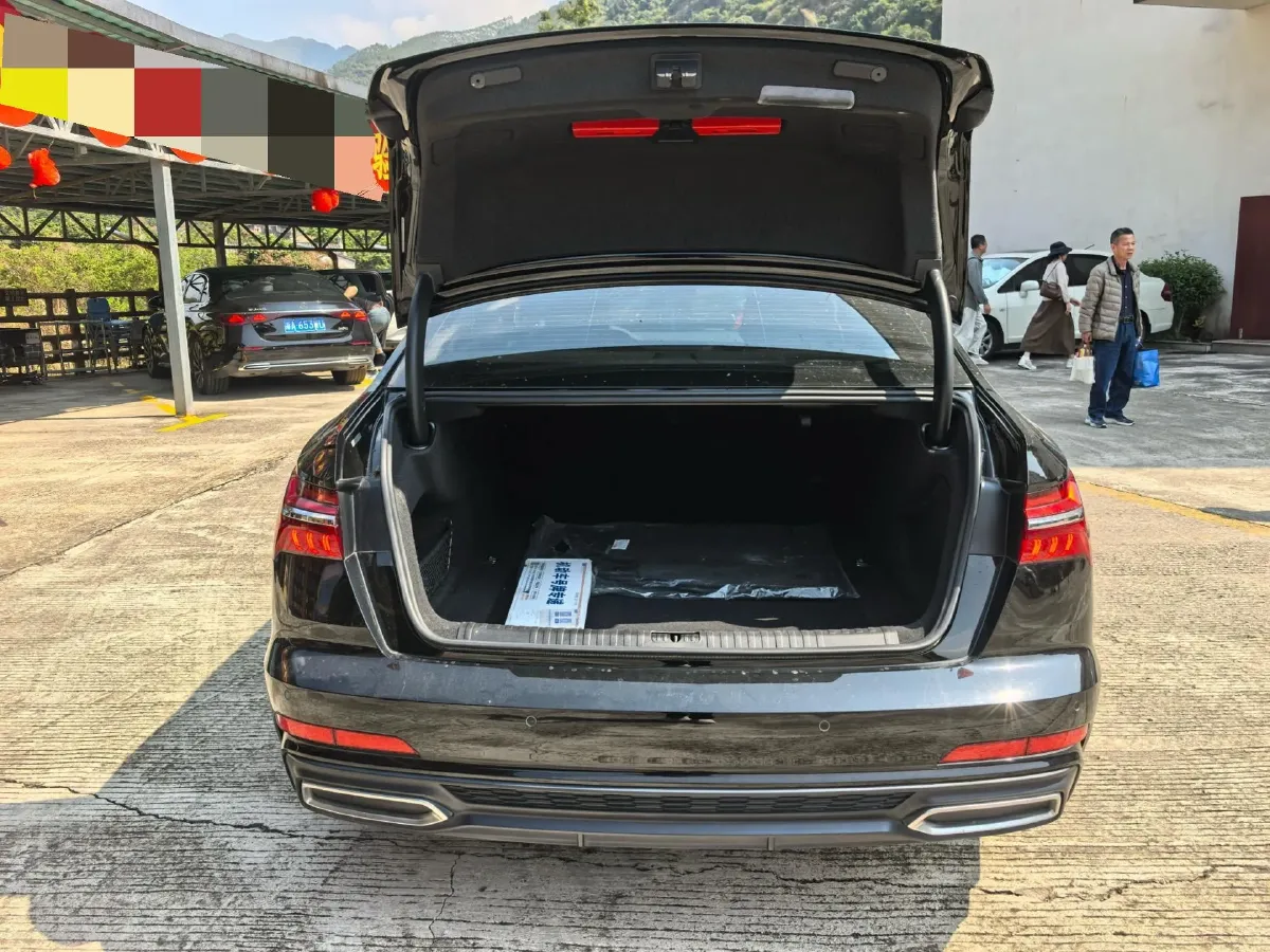 2021 Audi A6L 2.0T 190HP L4 7DCT,autocango,china used car exporter,china ev exporter,chinese used car exporter,chinese used ev exporter