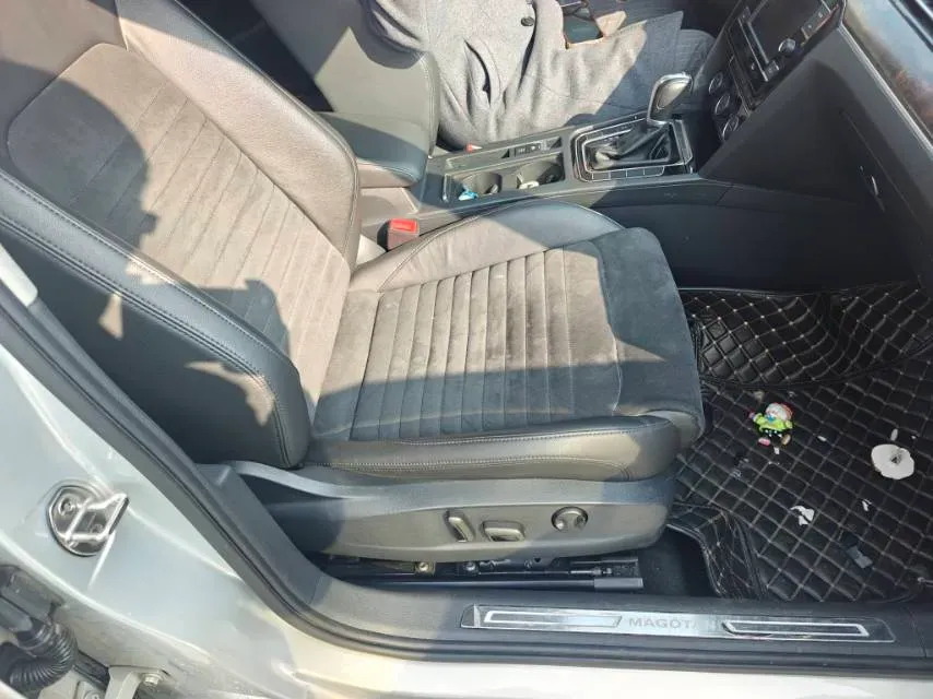 2018 Volkswagen Magotan 1.8T 180HP L4 7DCT,autocango,china used car exporter,china ev exporter,chinese used car exporter,chinese used ev exporter