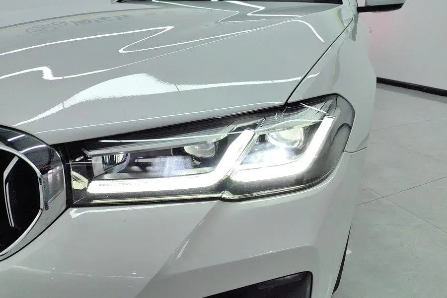 2022 BMW 5 Series 2.0T 184HP L4 8AT,autocango,china used car exporter,china ev exporter,chinese used car exporter,chinese used ev exporter