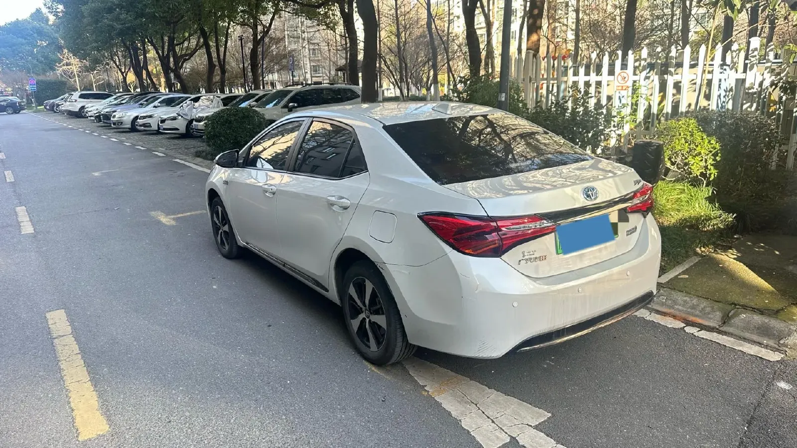 2019 Toyota Corolla Hybird E+ 1.8L 99HP L4 E-CVT PHEV 10.5KWH,autocango,china used car exporter,china ev exporter,chinese used car exporter,chinese used ev exporter