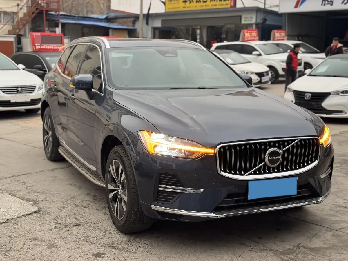 2023 Volvo XC60 2.0T 250HP L4 8AT,autocango,china used car exporter,china ev exporter,chinese used car exporter,chinese used ev exporter