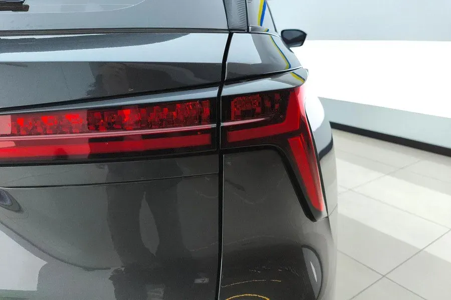 2022 ChangAn CS75 Plus 2.0T 233HP L4 8AT,autocango,china used car exporter,china ev exporter,chinese used car exporter,chinese used ev exporter