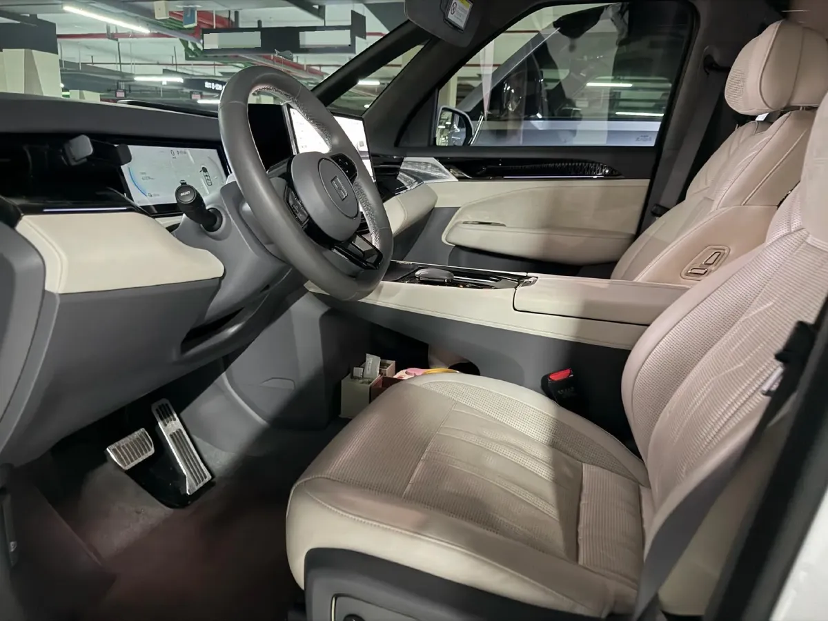 2022 Zeekr 009 BEV 116KWH,autocango,china used car exporter,china ev exporter,chinese used car exporter,chinese used ev exporter