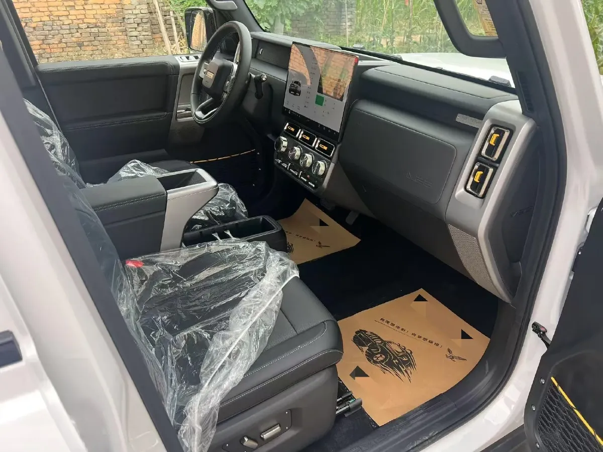 2025 Yufeng Auto Golden Warehouse BEV,autocango,china used car exporter,china ev exporter,chinese used car exporter,chinese used ev exporter