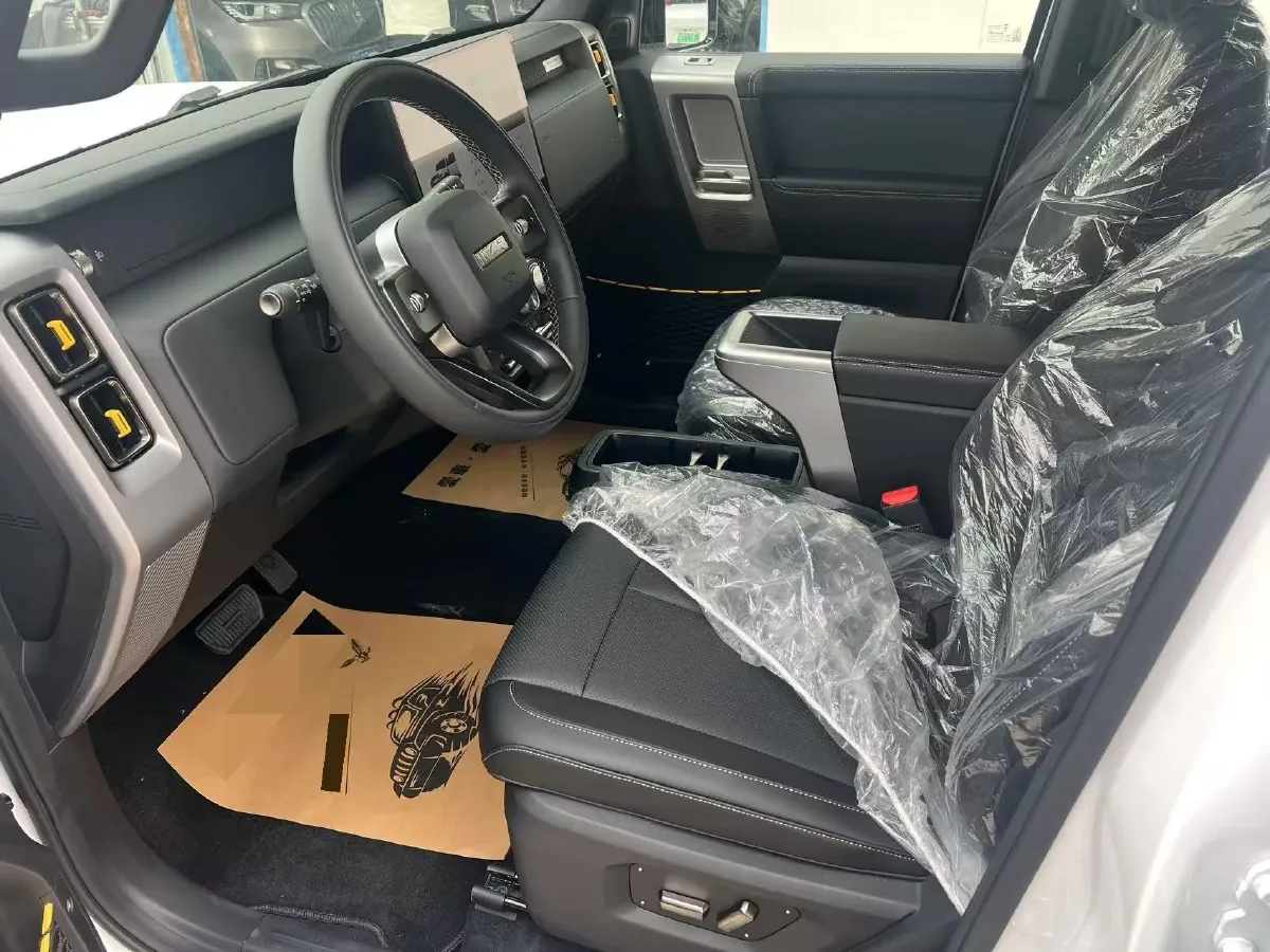 2025 Yufeng Auto Golden Warehouse BEV,autocango,china used car exporter,china ev exporter,chinese used car exporter,chinese used ev exporter