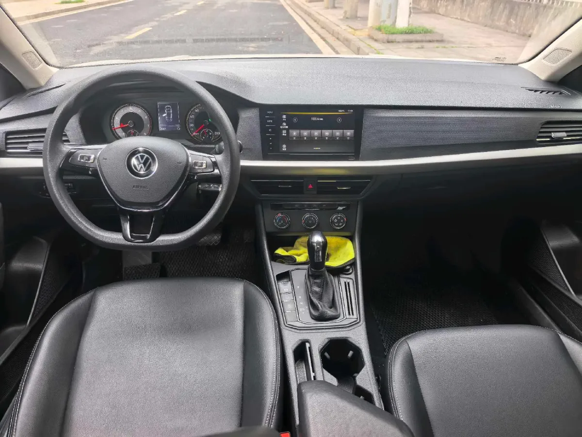 2021 Volkswagen Lavida 1.5L 113HP L4 6AT,autocango,china used car exporter,china ev exporter,chinese used car exporter,chinese used ev exporter