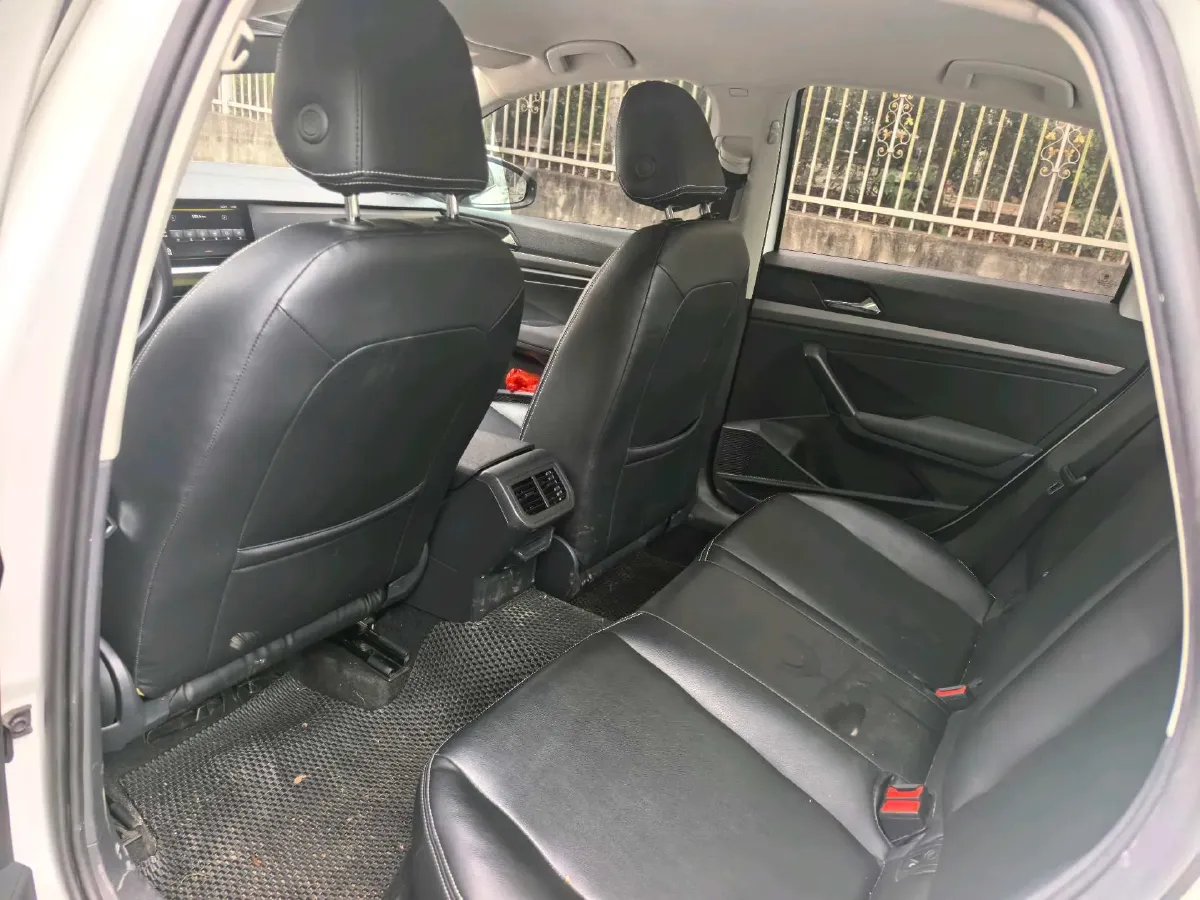 2021 Volkswagen Lavida 1.5L 113HP L4 6AT,autocango,china used car exporter,china ev exporter,chinese used car exporter,chinese used ev exporter