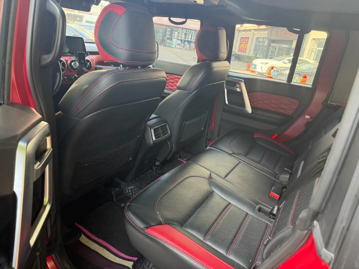 2021 Beijing BJ40 2.0T 163HP L4 8AT,autocango,china used car exporter,china ev exporter,chinese used car exporter,chinese used ev exporter