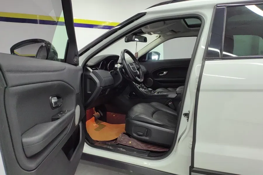 2018 Land Rover Range Rover Evoque 2.0T 241HP L4 9AT,autocango,china used car exporter,china ev exporter,chinese used car exporter,chinese used ev exporter