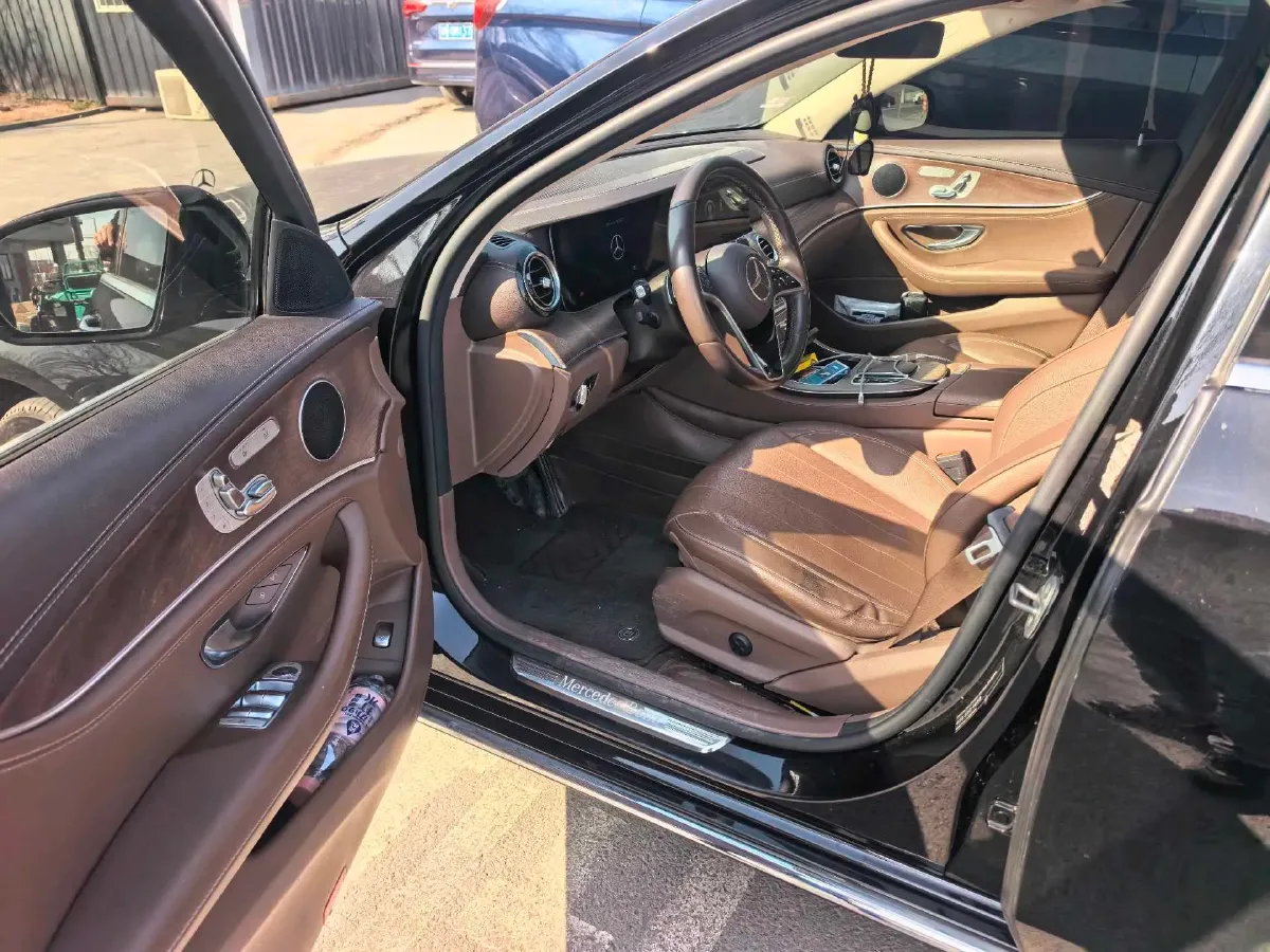 2021 Mercedes-Benz E Class 2.0T 258HP L4 9AT,autocango,china used car exporter,china ev exporter,chinese used car exporter,chinese used ev exporter