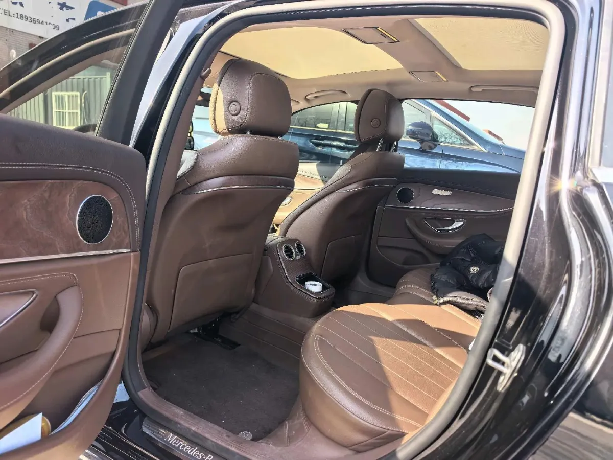 2021 Mercedes-Benz E Class 2.0T 258HP L4 9AT,autocango,china used car exporter,china ev exporter,chinese used car exporter,chinese used ev exporter