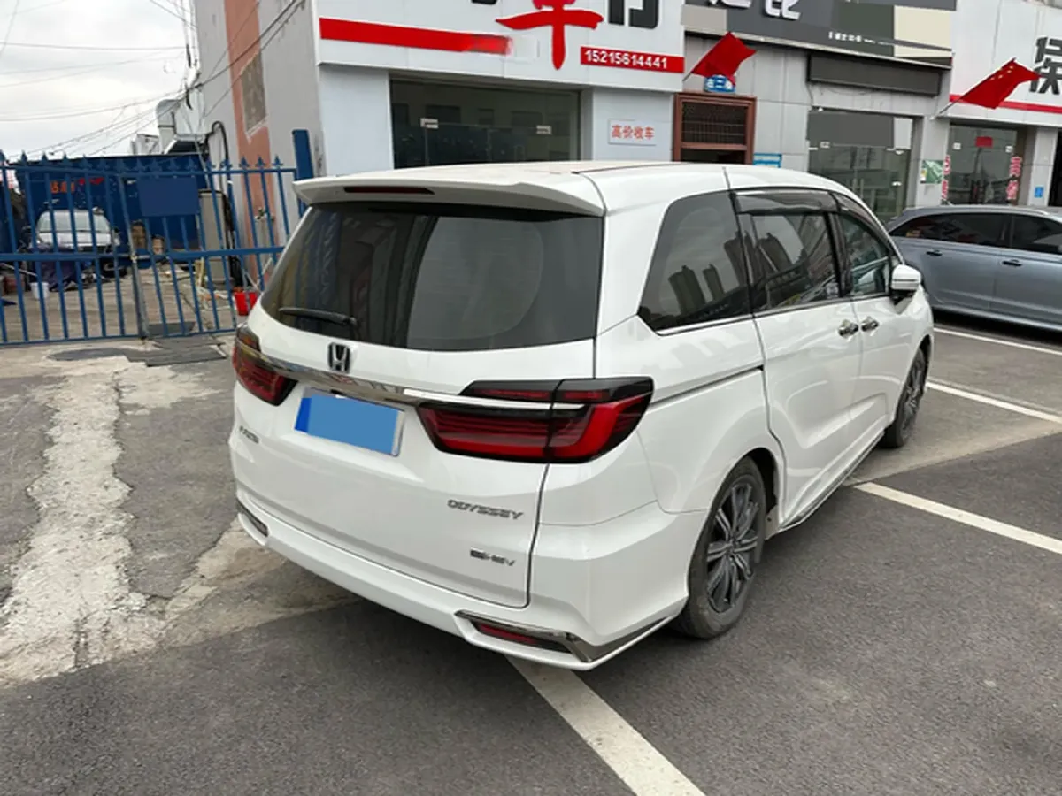 2024 Honda Odyssey 2.0L 146HP L4 E-CVT Hybrid,autocango,china used car exporter,china ev exporter,chinese used car exporter,chinese used ev exporter