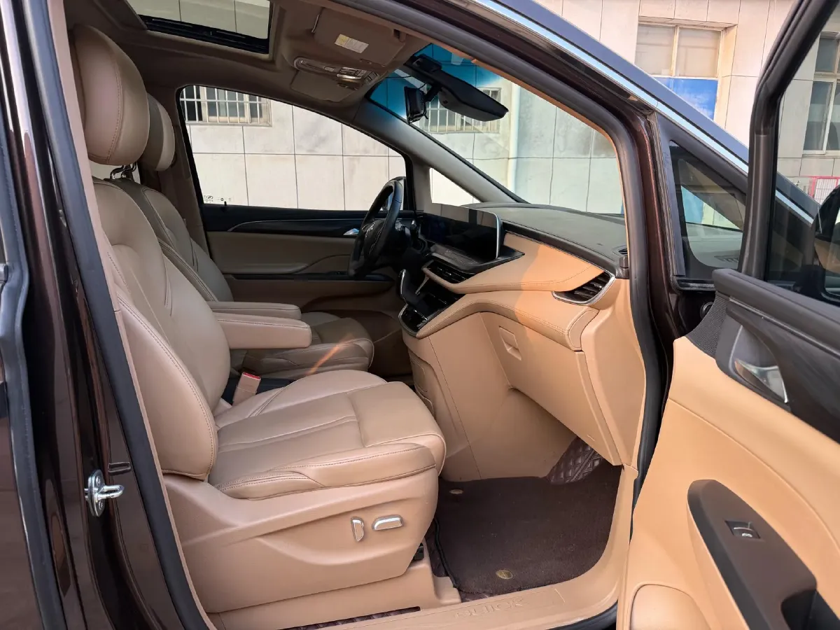 2021 Buick GL8 2.0T 237HP L4 9AT,autocango,china used car exporter,china ev exporter,chinese used car exporter,chinese used ev exporter