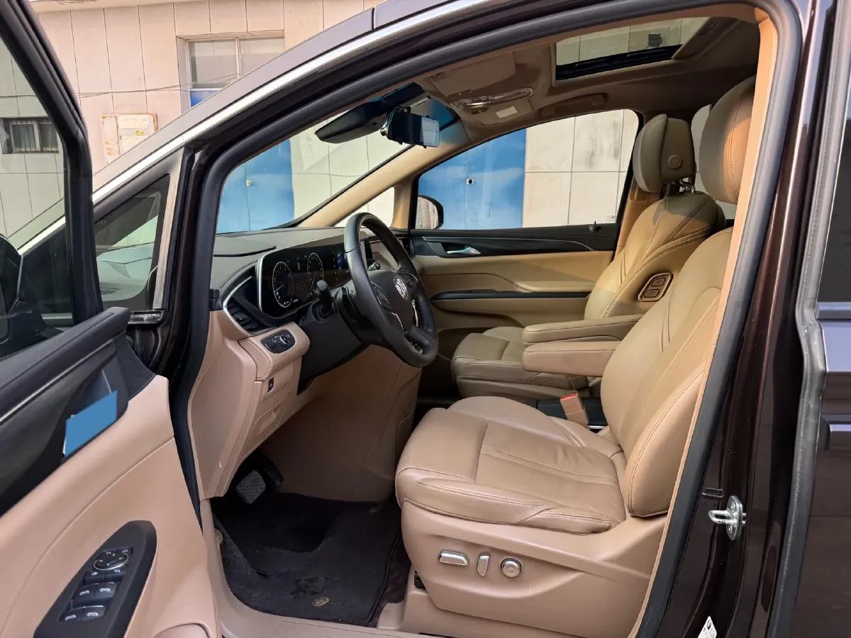 2021 Buick GL8 2.0T 237HP L4 9AT,autocango,china used car exporter,china ev exporter,chinese used car exporter,chinese used ev exporter