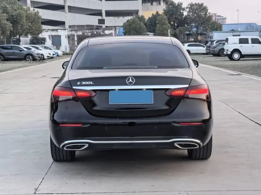 2022 Mercedes-Benz E Class 2.0T 258HP L4 9AT,autocango,china used car exporter,china ev exporter,chinese used car exporter,chinese used ev exporter