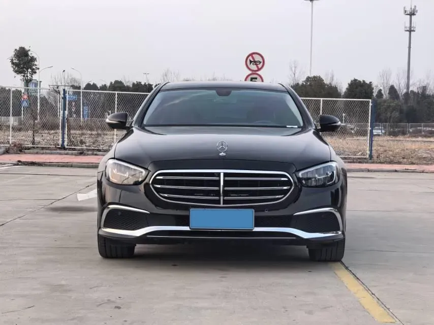 2022 Mercedes-Benz E Class 2.0T 258HP L4 9AT,autocango,china used car exporter,china ev exporter,chinese used car exporter,chinese used ev exporter