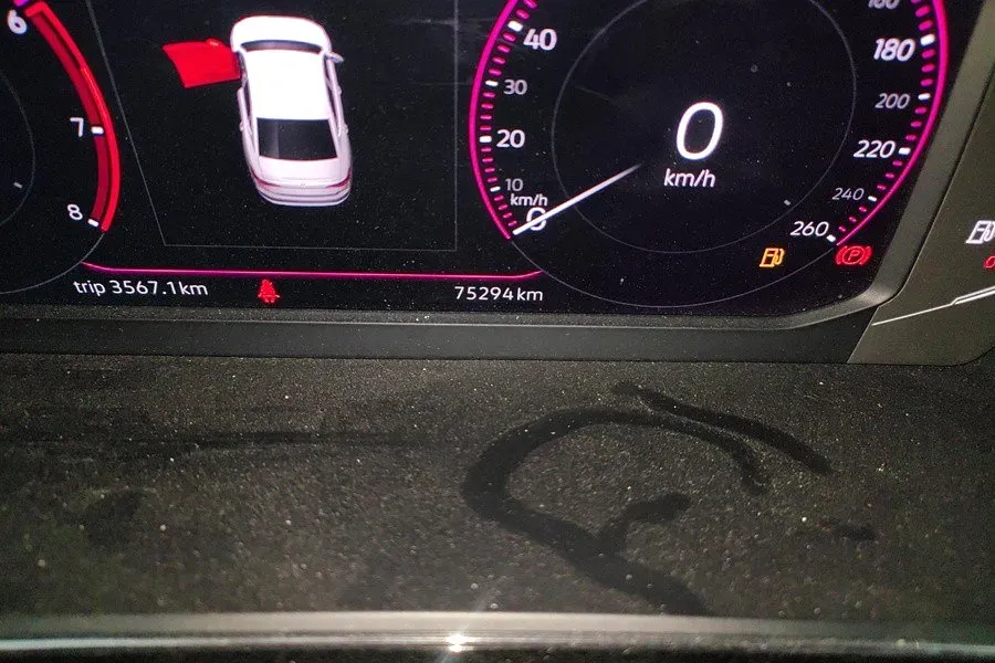 2019 Volvo V40 1.5T 152HP L4 6AT,autocango,china used car exporter,china ev exporter,chinese used car exporter,chinese used ev exporter