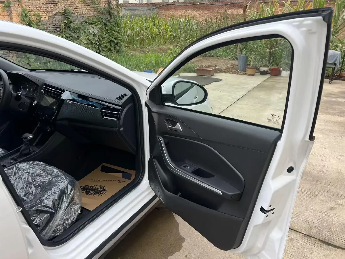 2024 Chery Tiggo 3x 1.5L 116HP L4 CVT,autocango,china used car exporter,china ev exporter,chinese used car exporter,chinese used ev exporter