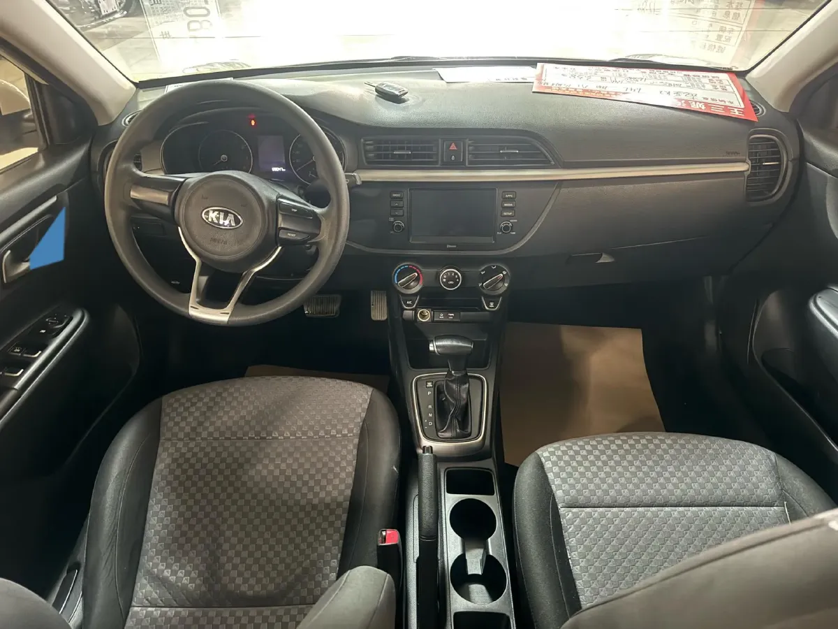 2017 Kia K2 1.4L 100HP L4 6AT,autocango,china used car exporter,china ev exporter,chinese used car exporter,chinese used ev exporter