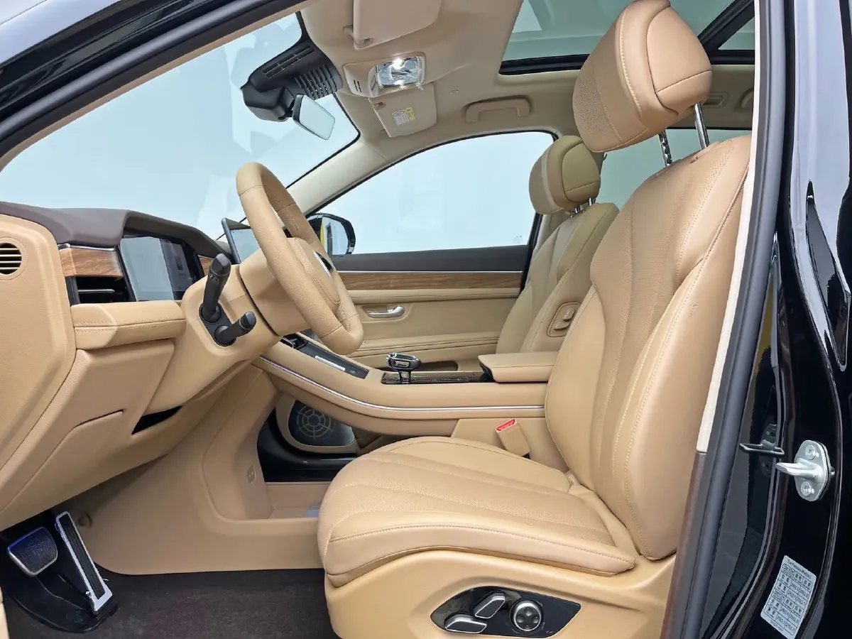 2024 AITO AITO M7 1.5T 152HP L4 REEV 38.5KWH,autocango,china used car exporter,china ev exporter,chinese used car exporter,chinese used ev exporter