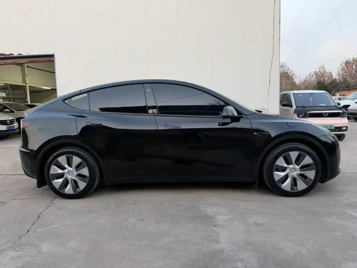 2022 Tesla Model Y BEV 60KWH,autocango,china used car exporter,china ev exporter,chinese used car exporter,chinese used ev exporter