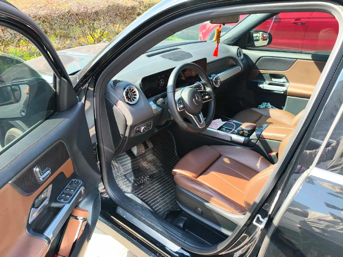 2023 Mercedes-Benz GLB Class 2.0T 190HP L4 8DCT,autocango,china used car exporter,china ev exporter,chinese used car exporter,chinese used ev exporter