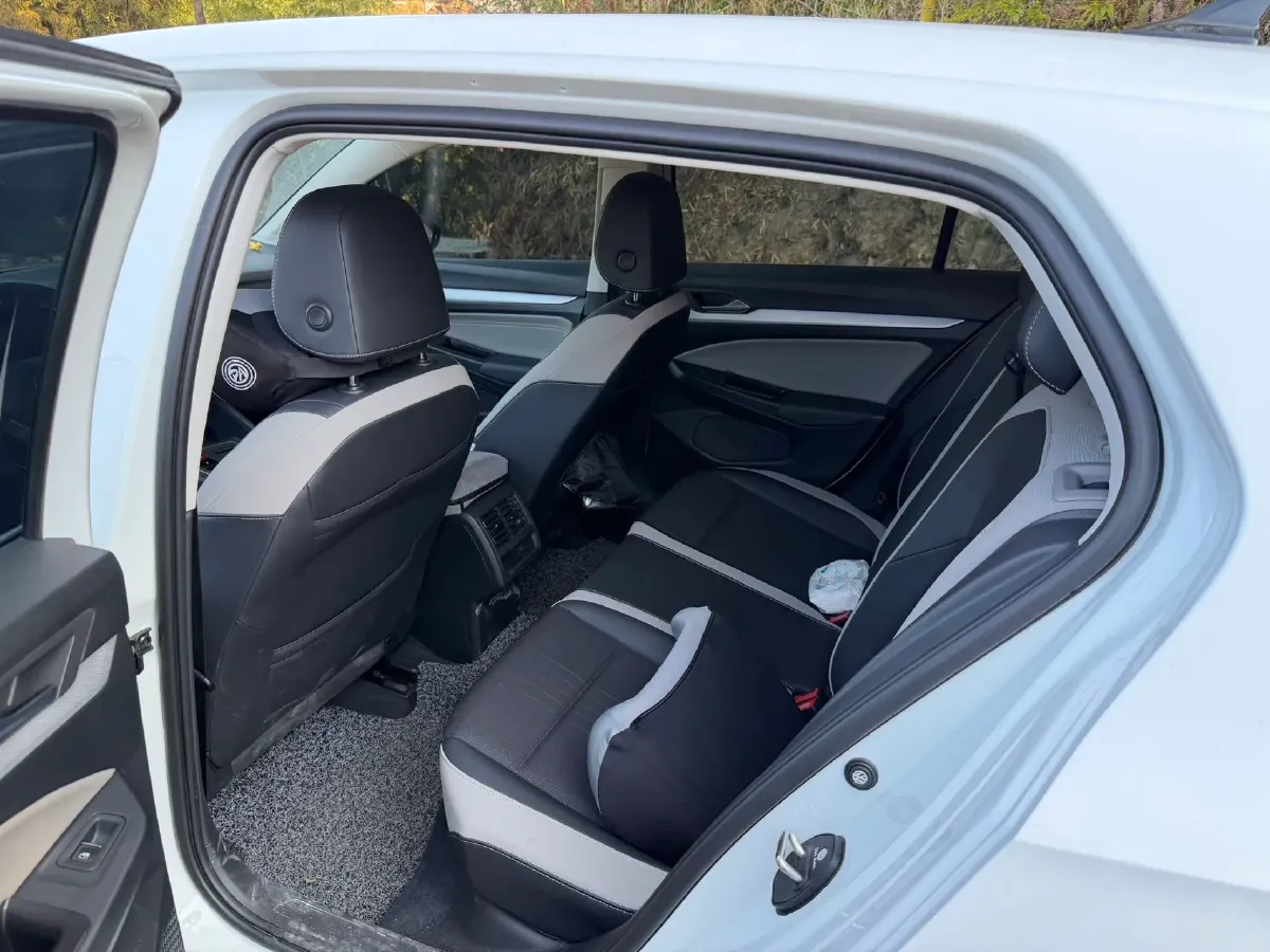 2021 Volkswagen Golf 1.4T 150HP L4 7DCT,autocango,china used car exporter,china ev exporter,chinese used car exporter,chinese used ev exporter