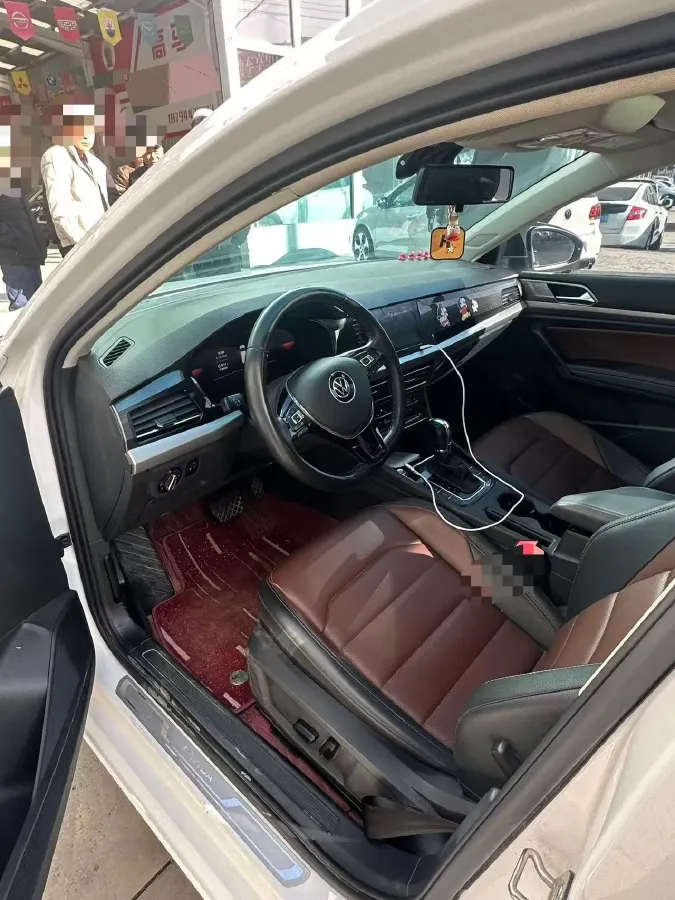 2022 Volkswagen T-Roc 1.4T 150HP L4 7DCT,autocango,china used car exporter,china ev exporter,chinese used car exporter,chinese used ev exporter