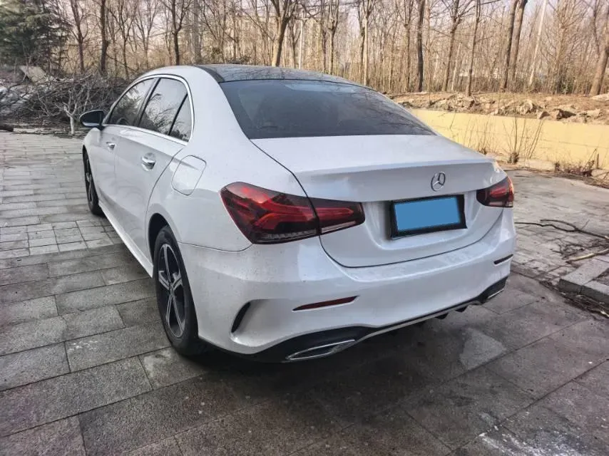 2022 Mercedes-Benz A Class 1.3T 163HP L4 7DCT,autocango,china used car exporter,china ev exporter,chinese used car exporter,chinese used ev exporter