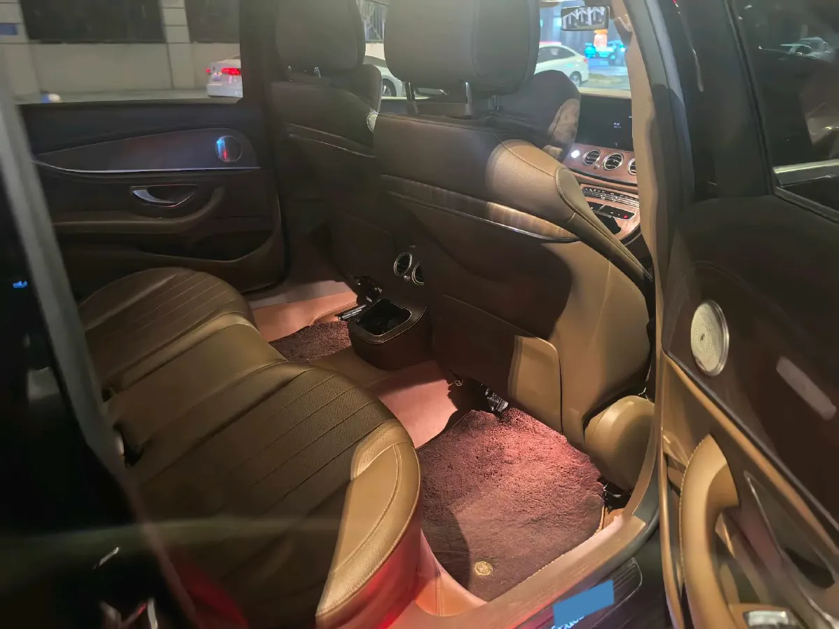 2023 Mercedes-Benz E Class 2.0T 258HP L4 9AT,autocango,china used car exporter,china ev exporter,chinese used car exporter,chinese used ev exporter