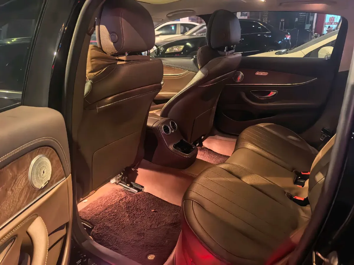 2023 Mercedes-Benz E Class 2.0T 258HP L4 9AT,autocango,china used car exporter,china ev exporter,chinese used car exporter,chinese used ev exporter