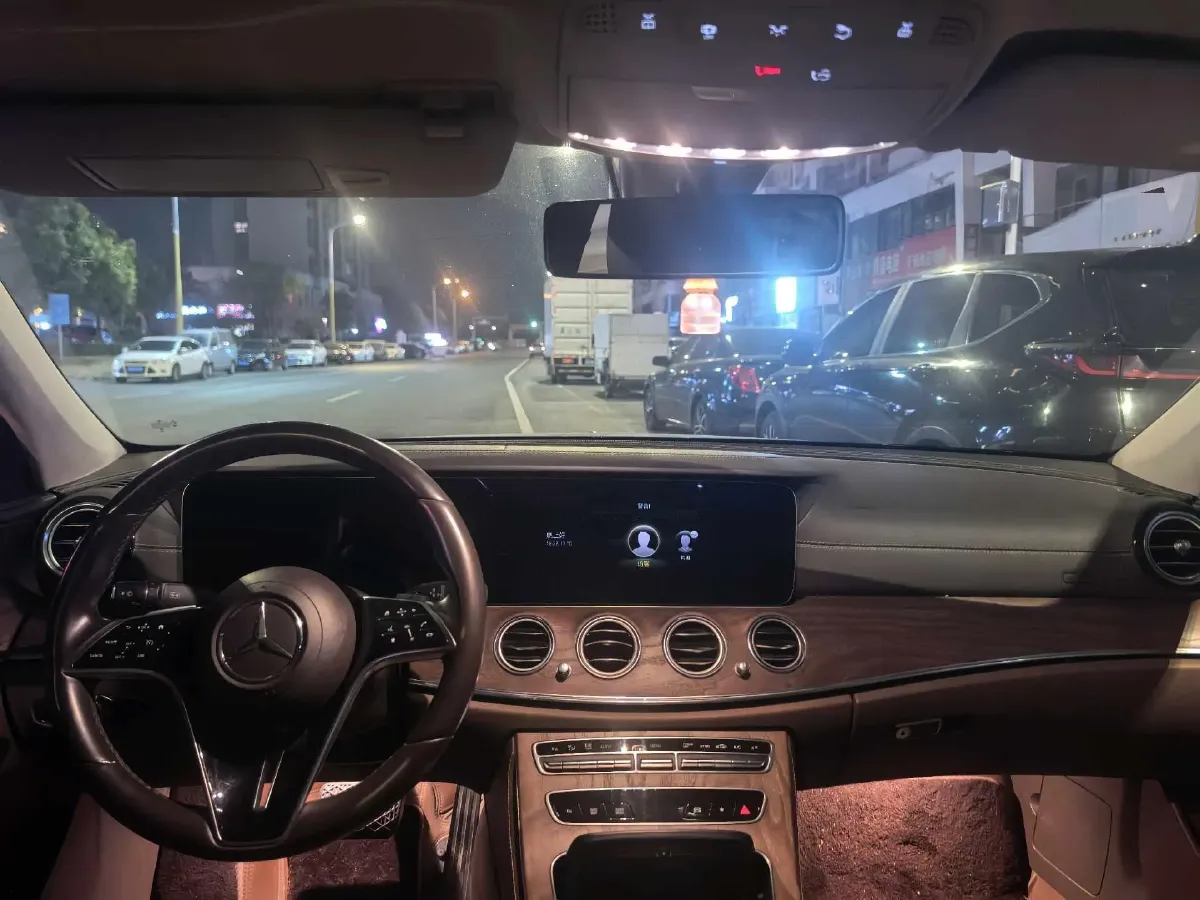 2023 Mercedes-Benz E Class 2.0T 258HP L4 9AT,autocango,china used car exporter,china ev exporter,chinese used car exporter,chinese used ev exporter