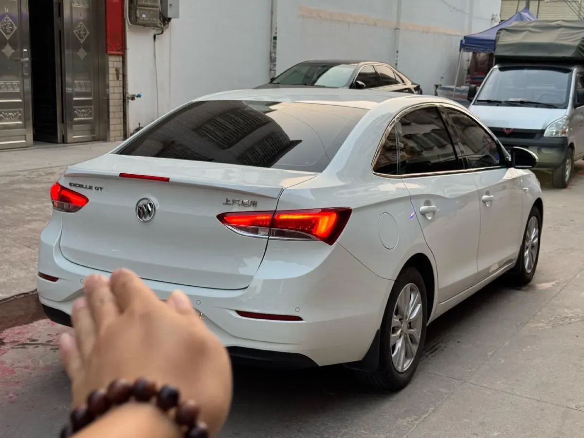 2020 Buick Encore 1.0T 125HP L3 6AT,autocango,china used car exporter,china ev exporter,chinese used car exporter,chinese used ev exporter