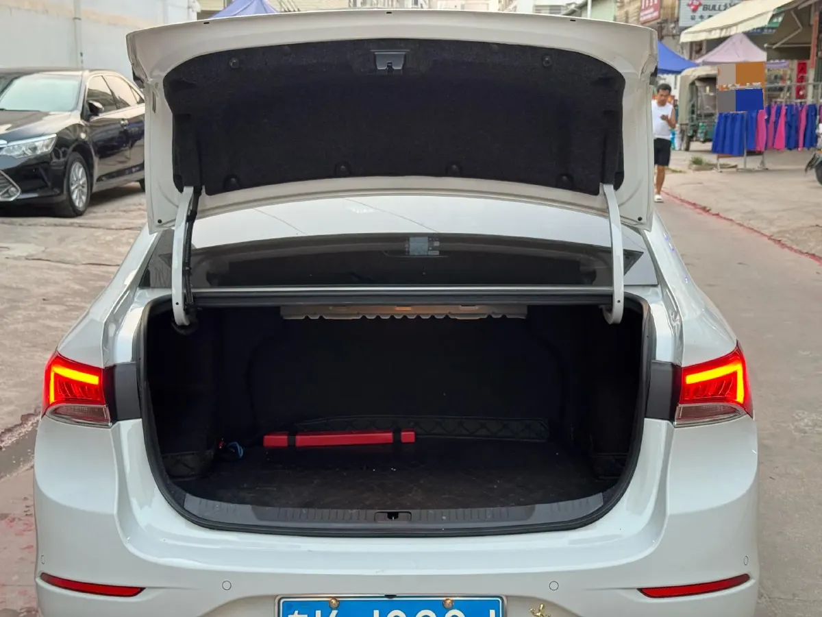 2020 Buick Encore 1.0T 125HP L3 6AT,autocango,china used car exporter,china ev exporter,chinese used car exporter,chinese used ev exporter