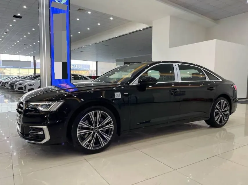 2025 Audi A6L 2.0T 245HP L4 7DCT,autocango,china used car exporter,china ev exporter,chinese used car exporter,chinese used ev exporter
