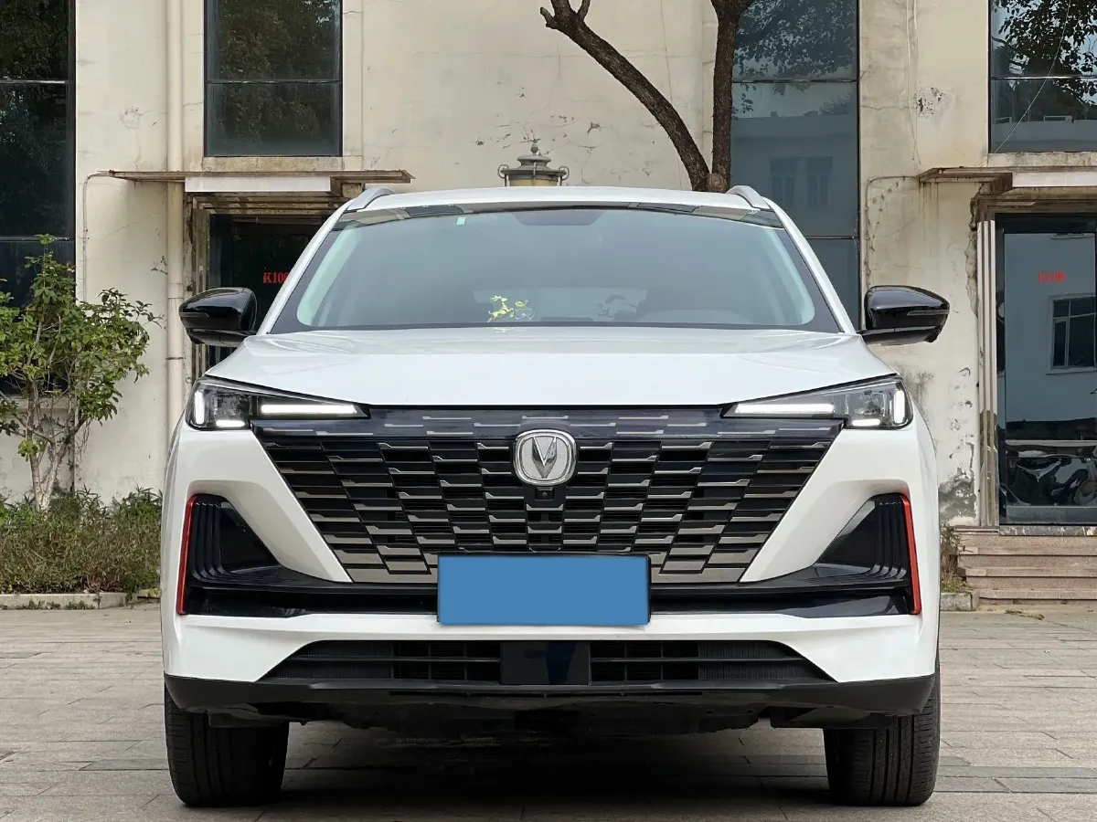 2022 ChangAn Oshan X7 Plus 1.5T 188HP L4 7DCT,autocango,china used car exporter,china ev exporter,chinese used car exporter,chinese used ev exporter