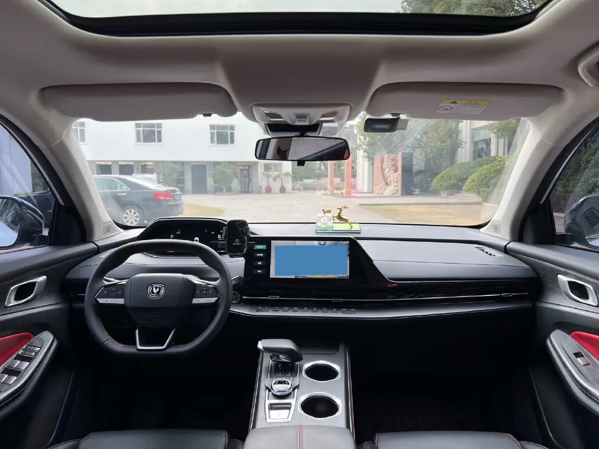 2022 ChangAn Oshan X7 Plus 1.5T 188HP L4 7DCT,autocango,china used car exporter,china ev exporter,chinese used car exporter,chinese used ev exporter