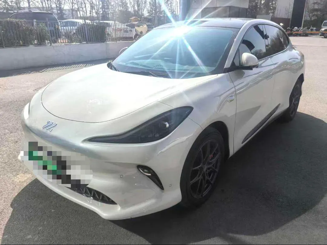 2025 IM LS6 BEV 75KWH,autocango,china used car exporter,china ev exporter,chinese used car exporter,chinese used ev exporter