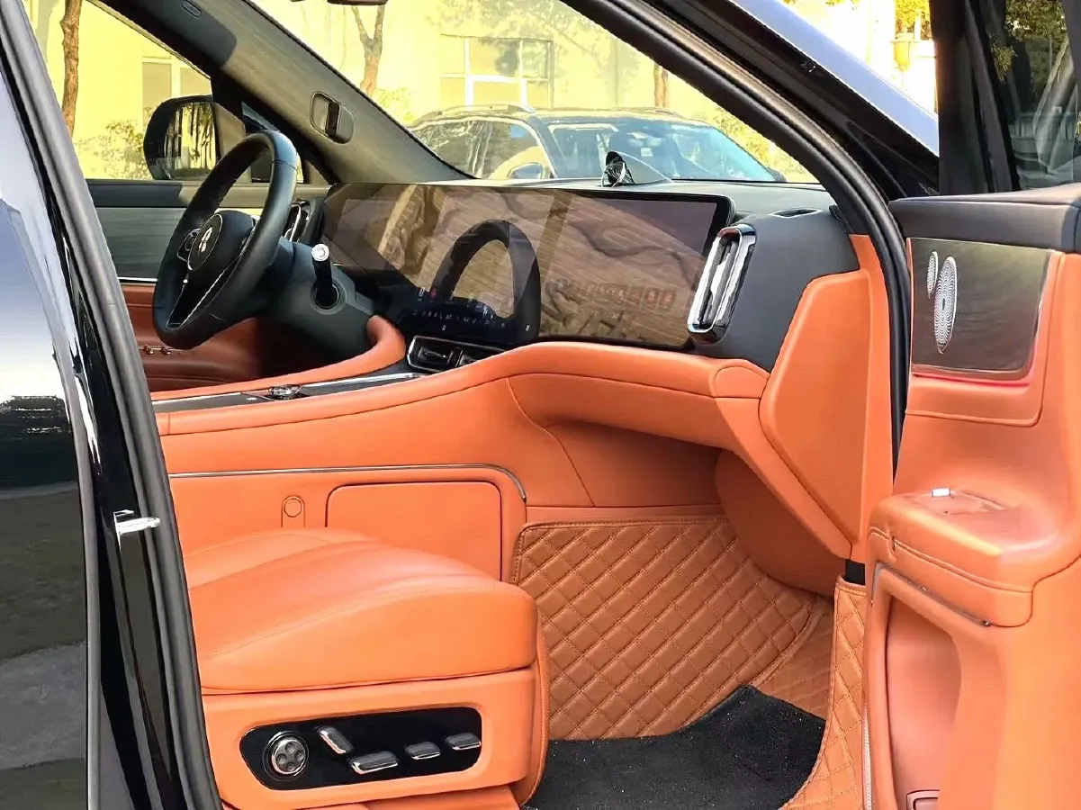 2024 AITO AITO M9 1.5T 152HP L4 REEV 42KWH,autocango,china used car exporter,china ev exporter,chinese used car exporter,chinese used ev exporter