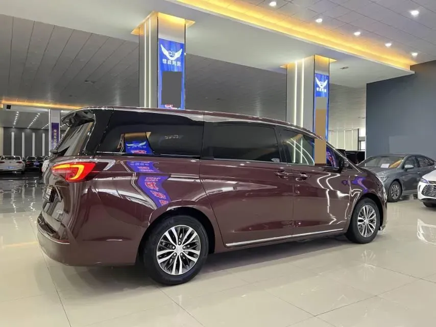 2023 Buick GL8 2.0T 237HP L4 9AT,autocango,china used car exporter,china ev exporter,chinese used car exporter,chinese used ev exporter