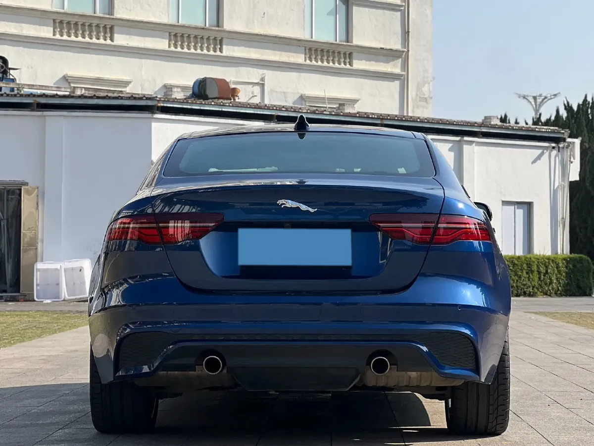 2021 Jaguar XEL 2.0T 250HP L4 8AT,autocango,china used car exporter,china ev exporter,chinese used car exporter,chinese used ev exporter